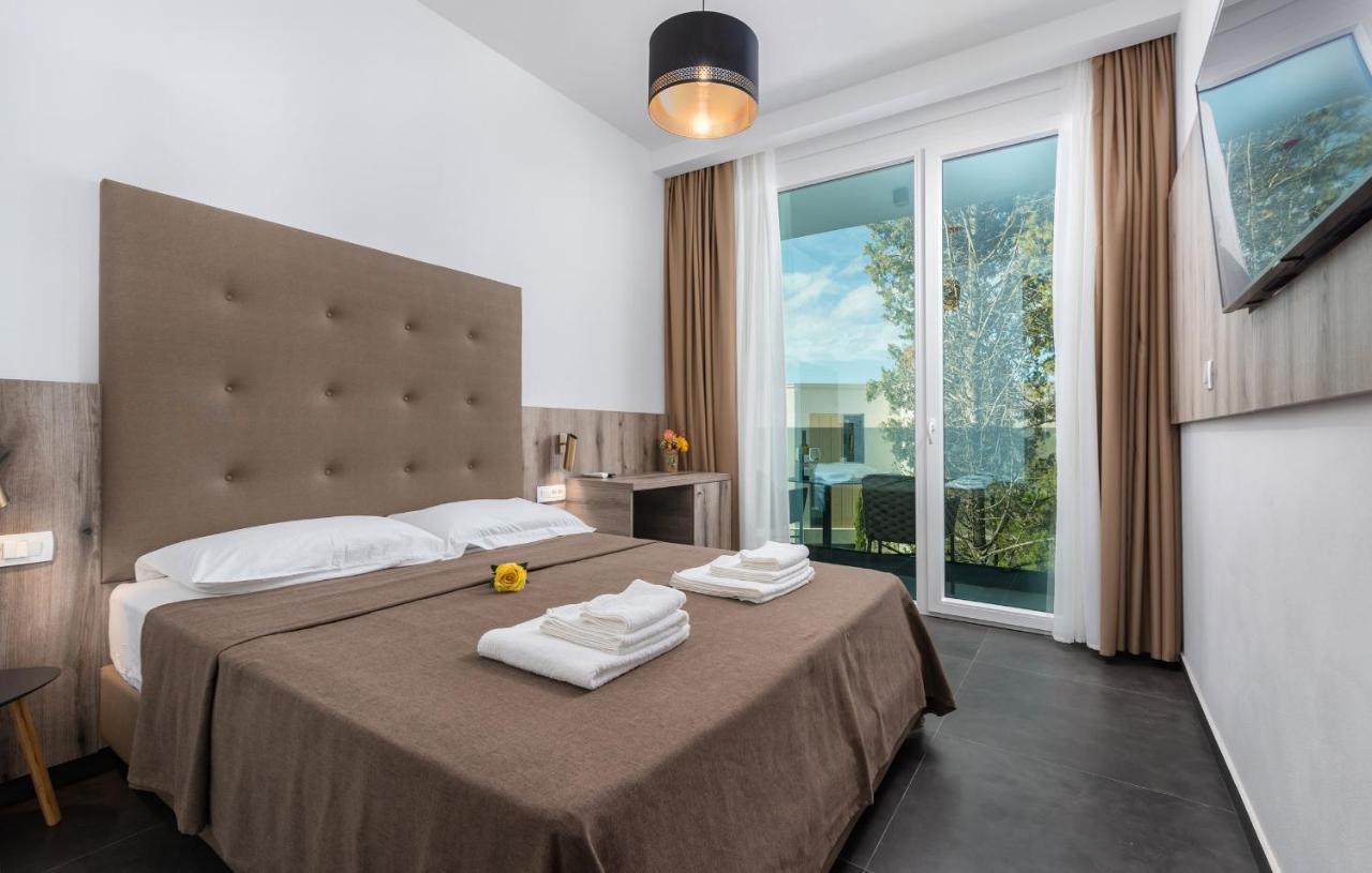Residence Center B&B Materada โปเรช ภายนอก รูปภาพ