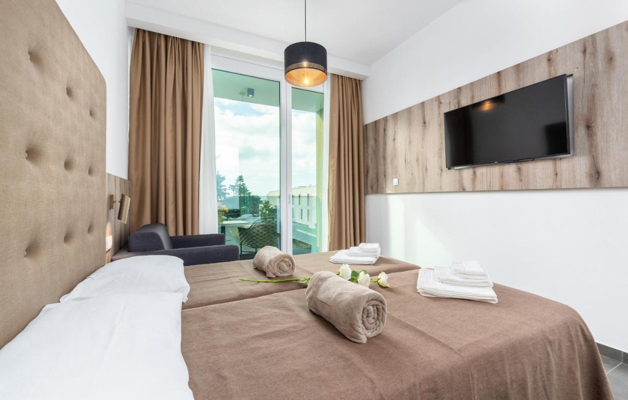 Residence Center B&B Materada โปเรช ภายนอก รูปภาพ